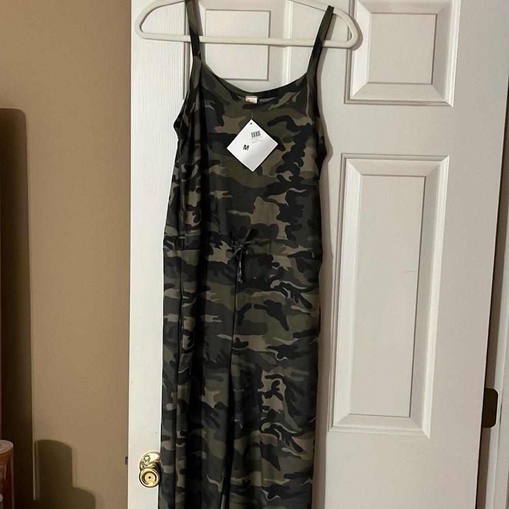 NWT Everyday Chic Boutique Jumpsuit